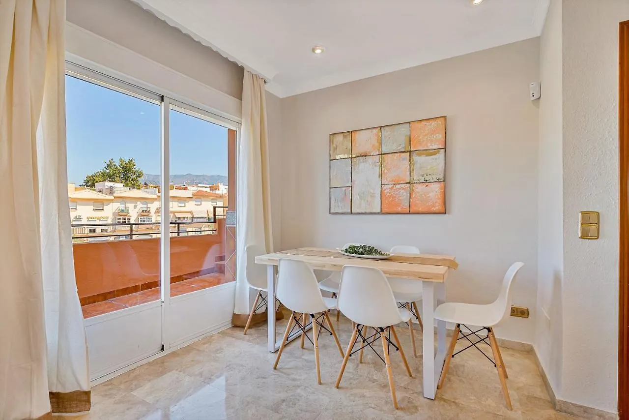 Magnifico Atico De 3 Dormitorios Fuengirola 0*,  Spanien
