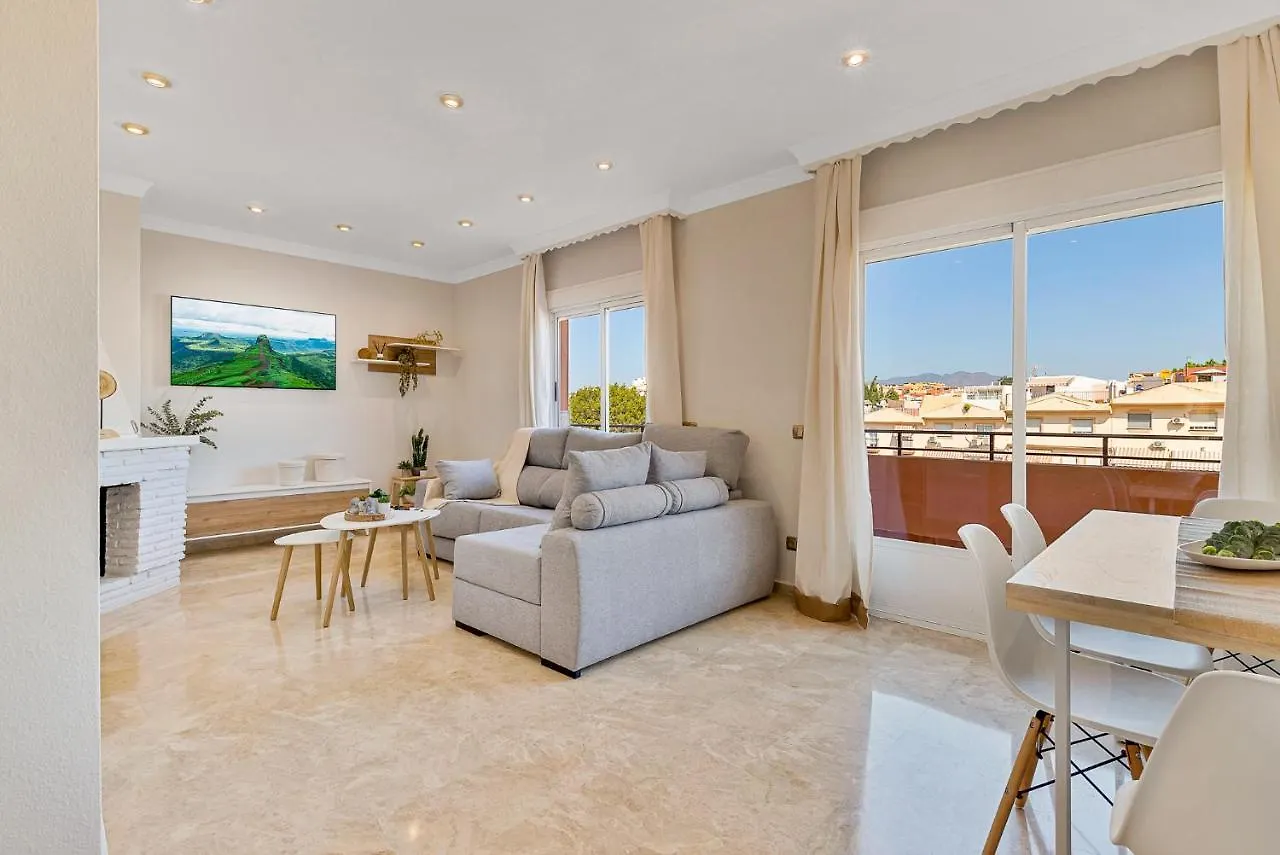 Magnifico Atico De 3 Dormitorios Fuengirola
