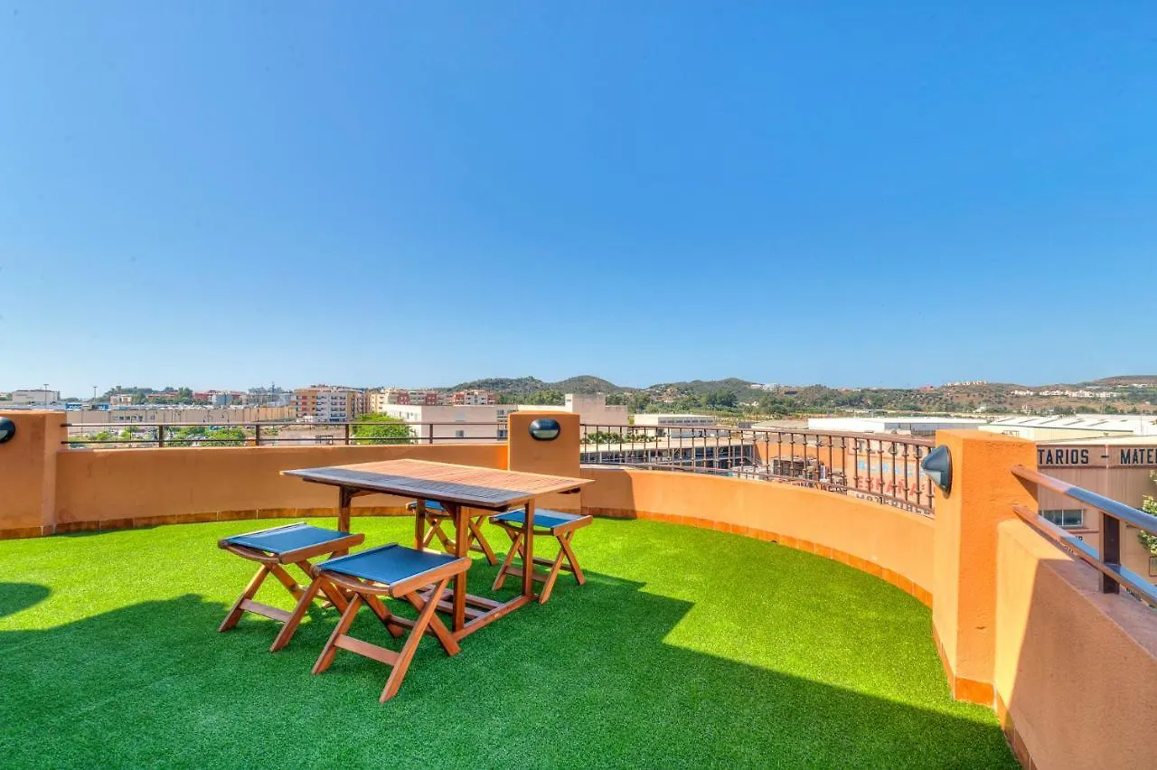 Magnifico Atico De 3 Dormitorios Fuengirola Apartment