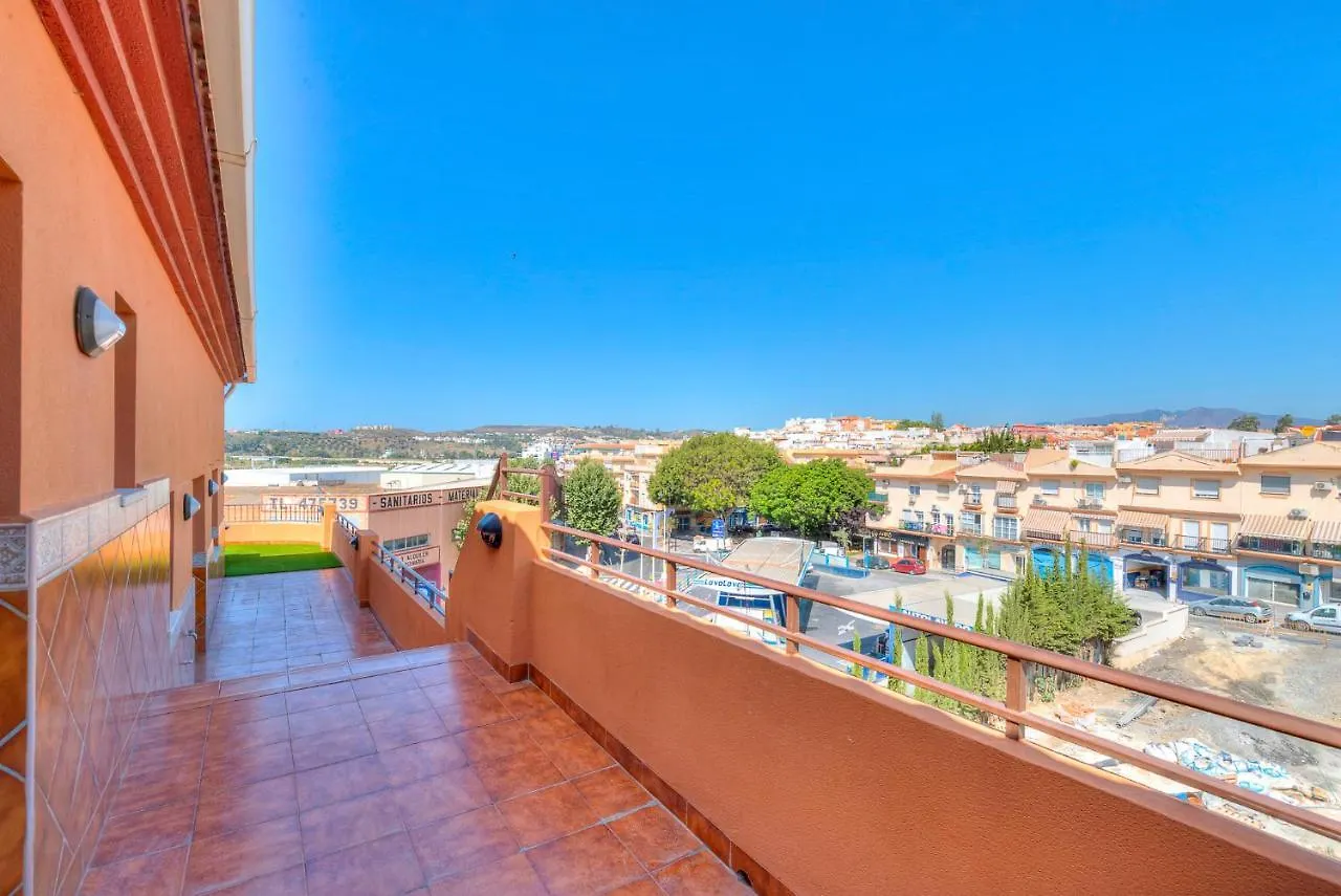 Magnifico Atico De 3 Dormitorios Fuengirola Apartment